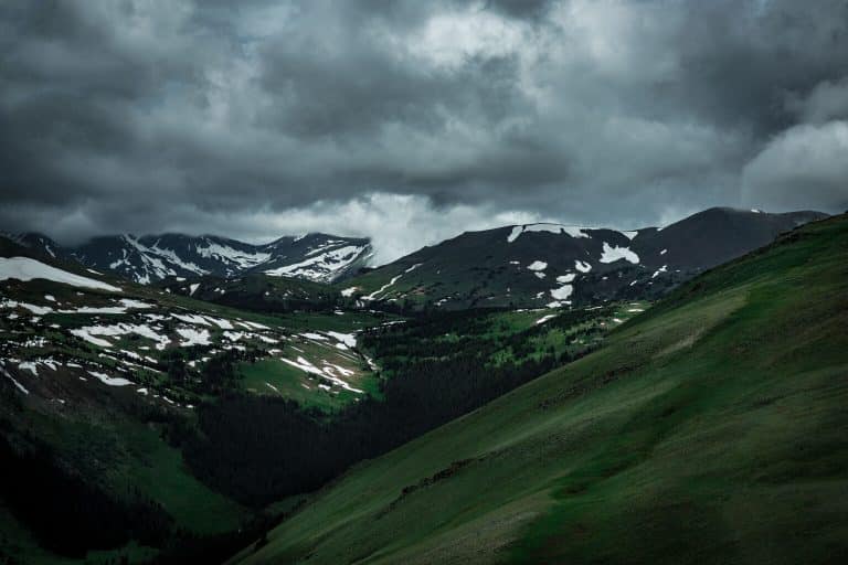 The Symbolism of Valleys (11 Surprising Meanings)