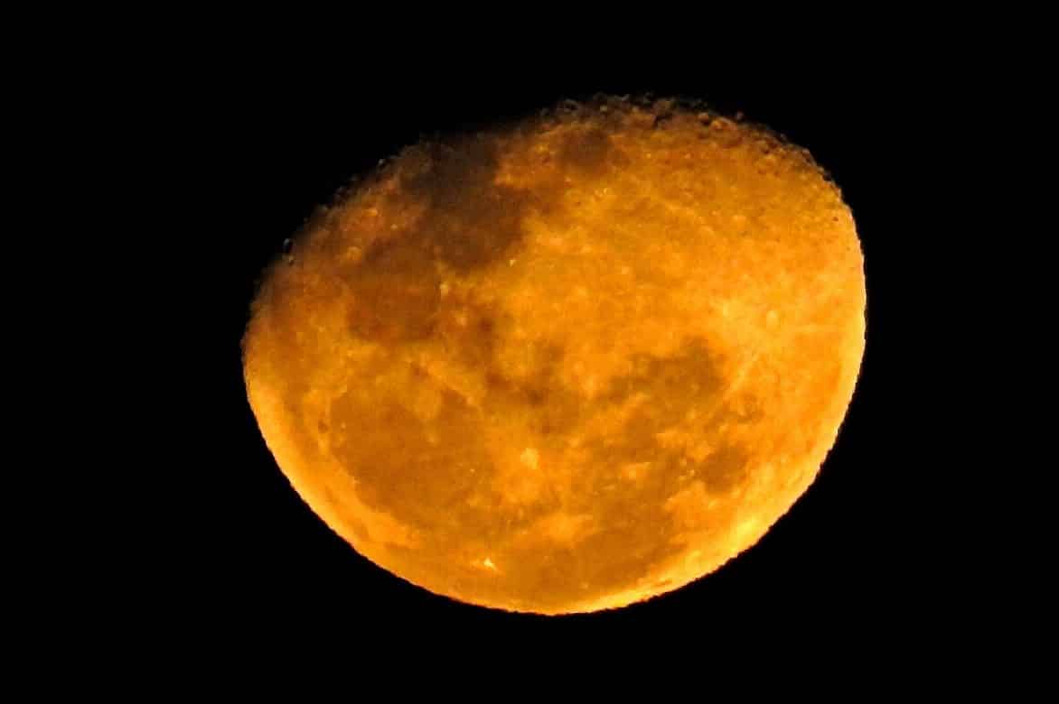 Yellow Moon Meaning and Symbolism (aka Harvest Moon)
