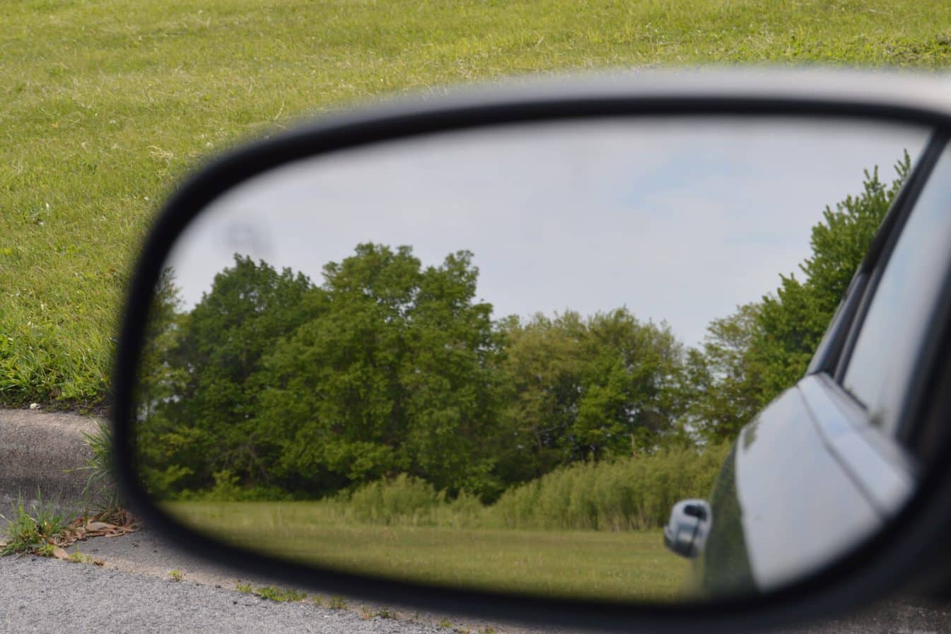 Mirror Symbolism (10 Meanings) In Film, Books & Dreams