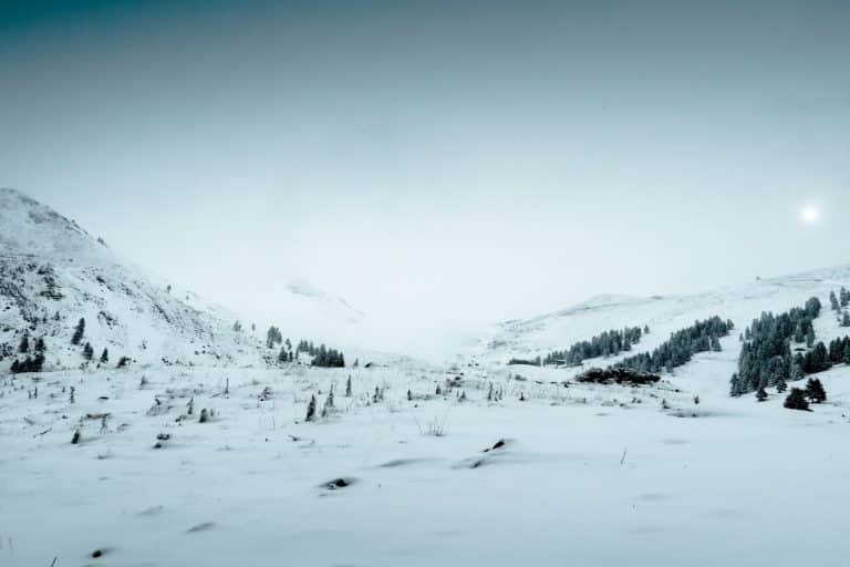 14 Top Snow Metaphors, Similes and Idioms (2022)