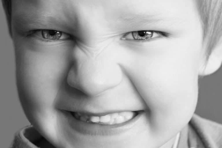 Dream of Pulling your Teeth Out Meaning & 6 Interpretations